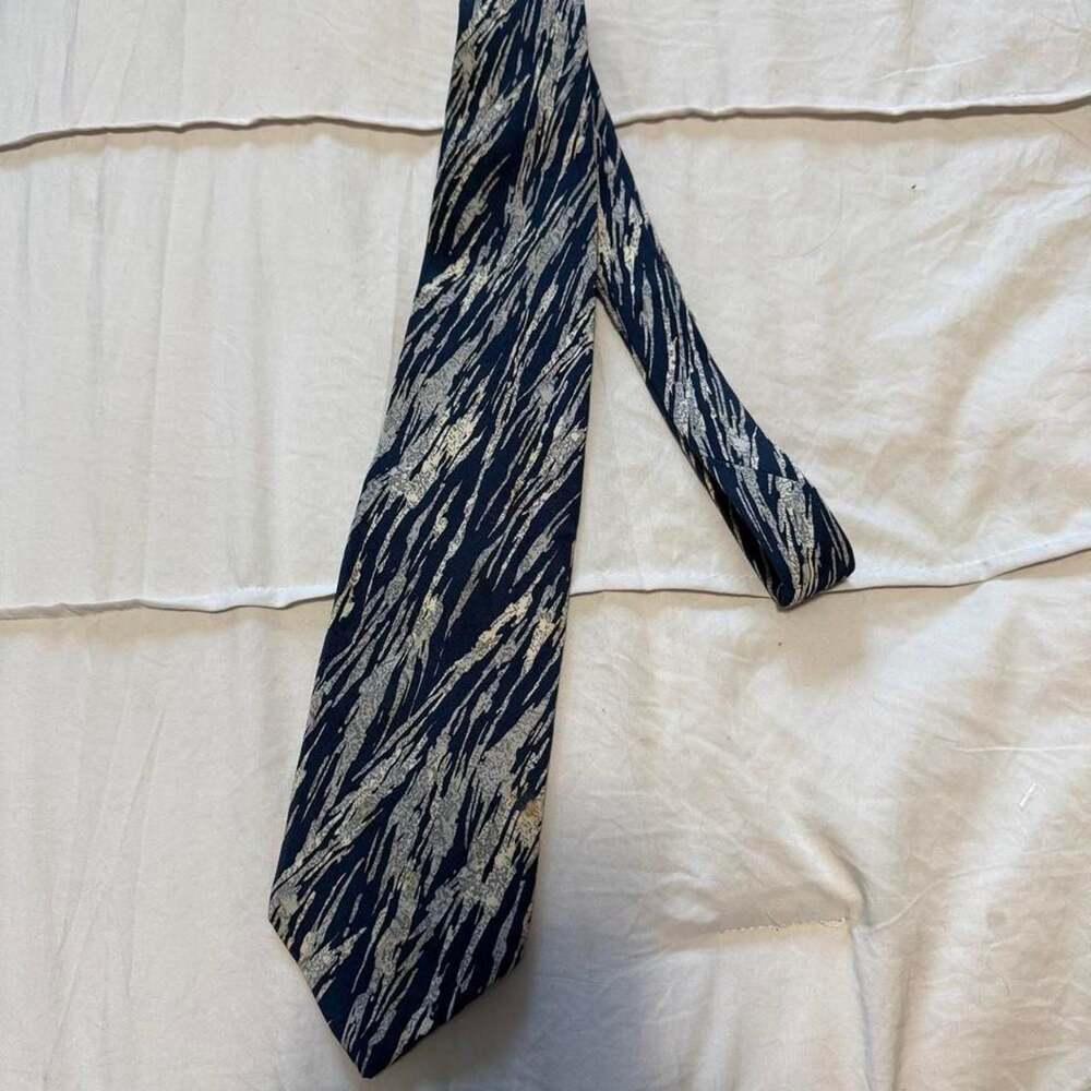 Fratelli Vintage Silk Necktie Navy White Abstract Brushstroke Made in Italy